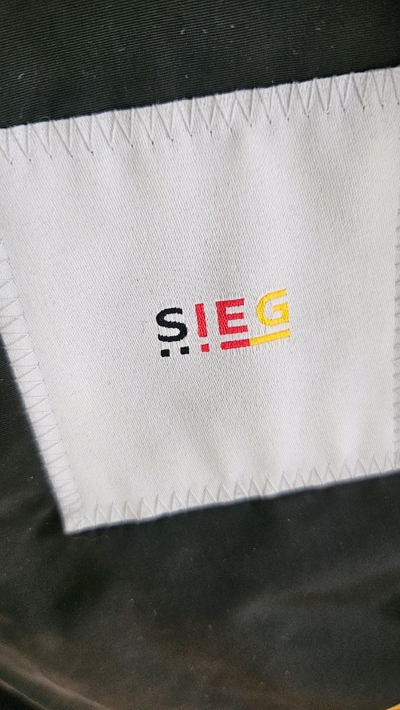 지이크(SIEG) 정품 다이아몬드 퀼팅 자켓 (95사이즈/블랙)--4