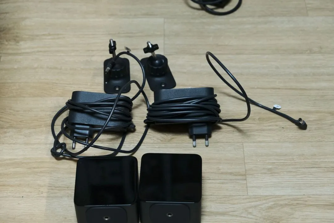 HTC VIVE 코스모스 엘리트 / 프로 무선 어댑터 / 베이스 스테이션 이미지