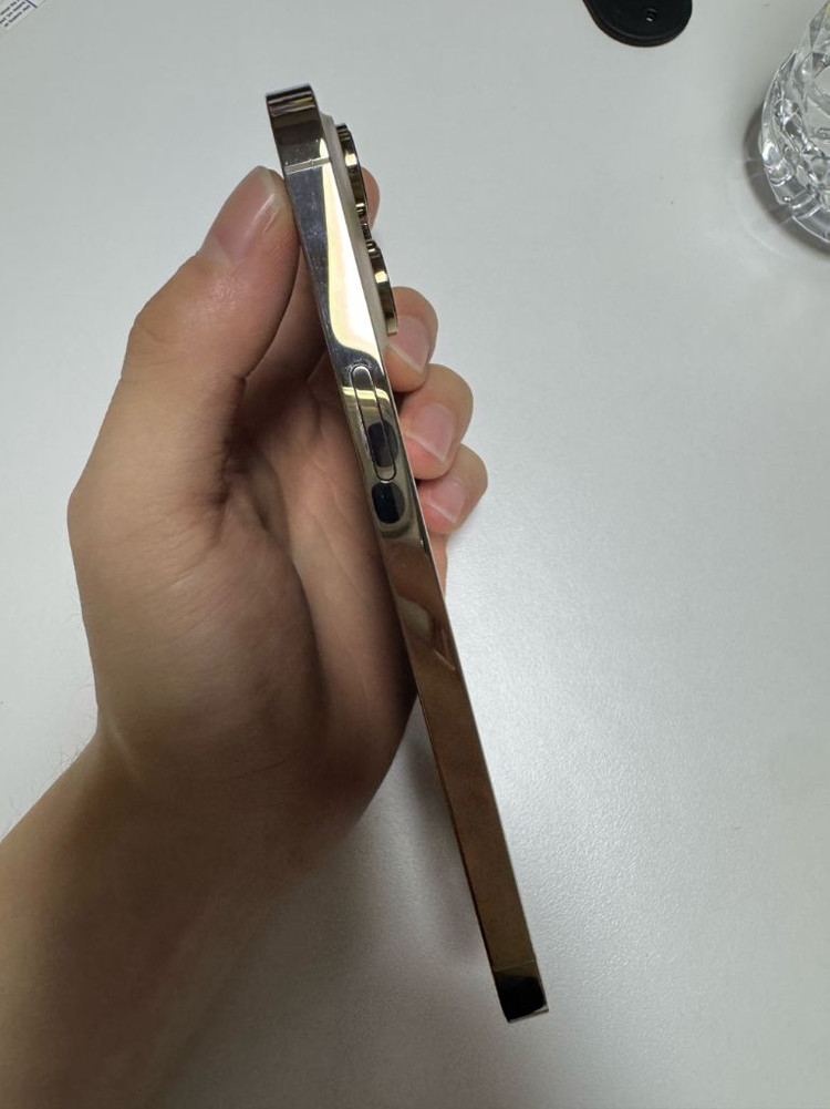 아이폰14프로맥스 256기가 골드--4