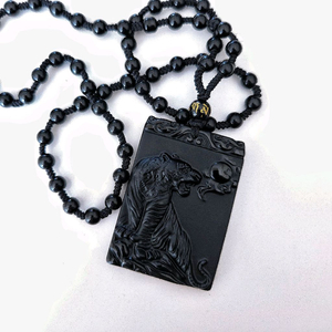 새상품]복들어오는 S급 헤마타이트 천연석 호랑이 태양 남자 목걸이 차량용 휴대용 등산 골프 자전거 낚시 구찌 닥스