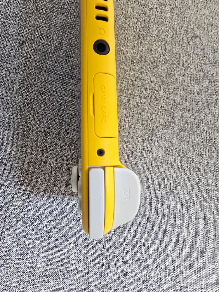 닌텐도 스위치 라이트 옐로우 + 케이스--5
