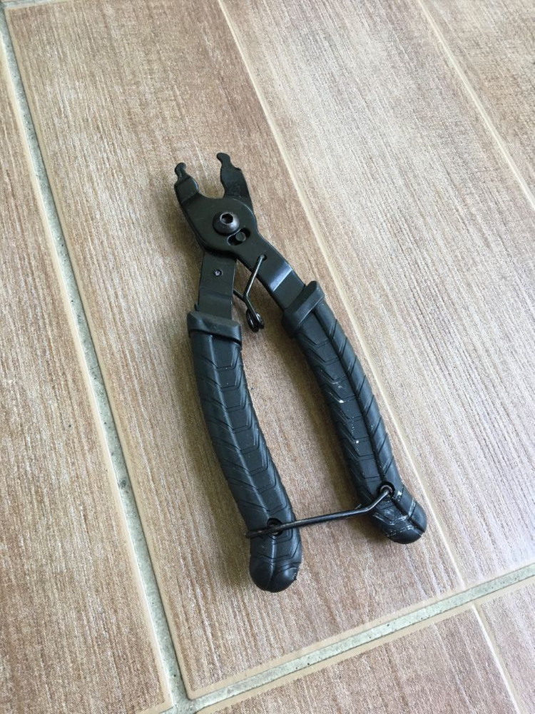 자전거 관련 용품 사진당 5천원~9천원씩 .--6