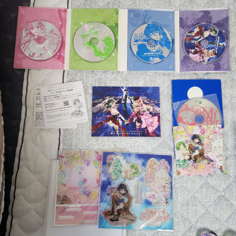 마크로스 프론티어 올 타임 베스트 앨범 완전 수주 한정 생산판 이미지