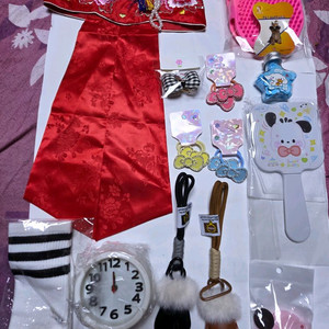 액세서리, 키링, 머리핀, 댕기, 펫 브러쉬 일괄