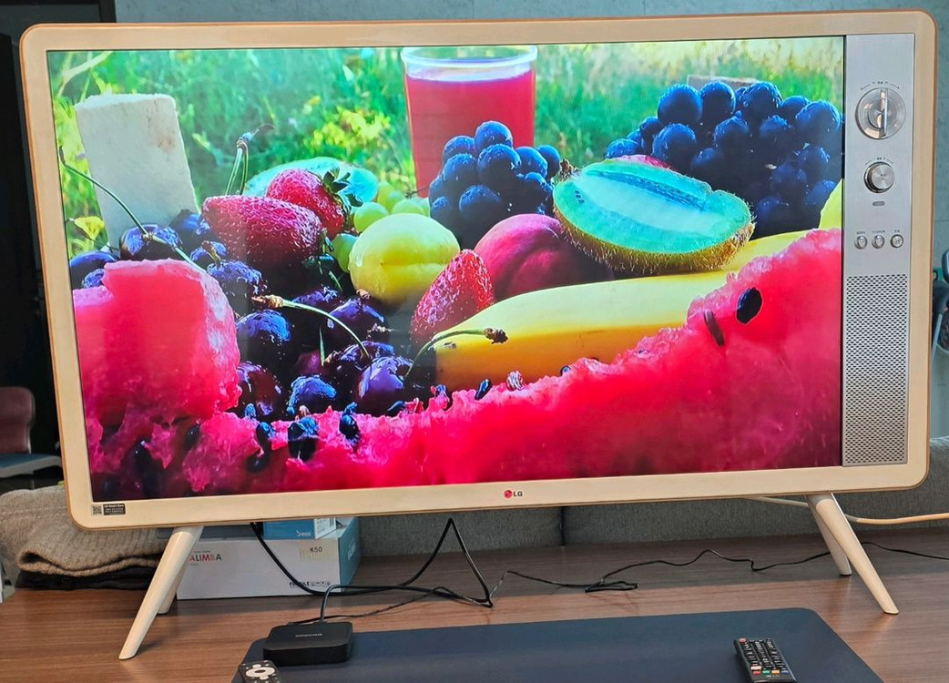 LG 클래식 티비 42인치 및 스마트 ott box--2