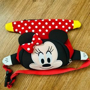 유아 디즈니 미니마우스 피기백 힙색 새상품 팝니다