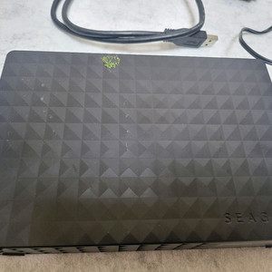 씨게이트 4TB 외장하드 Expansion Desktop 이미지