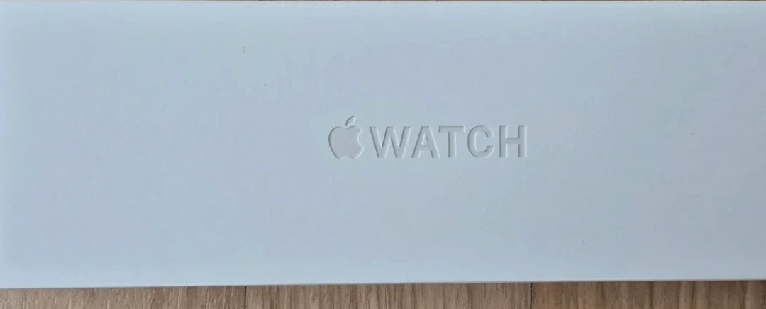 애플워치 11 GPS 42mm 제트 블랙 알루미늄 케이스 블랙 스포츠 밴드 (SM) gps MEQT4KH/A 이미지