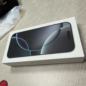 아이폰 16프로 상자