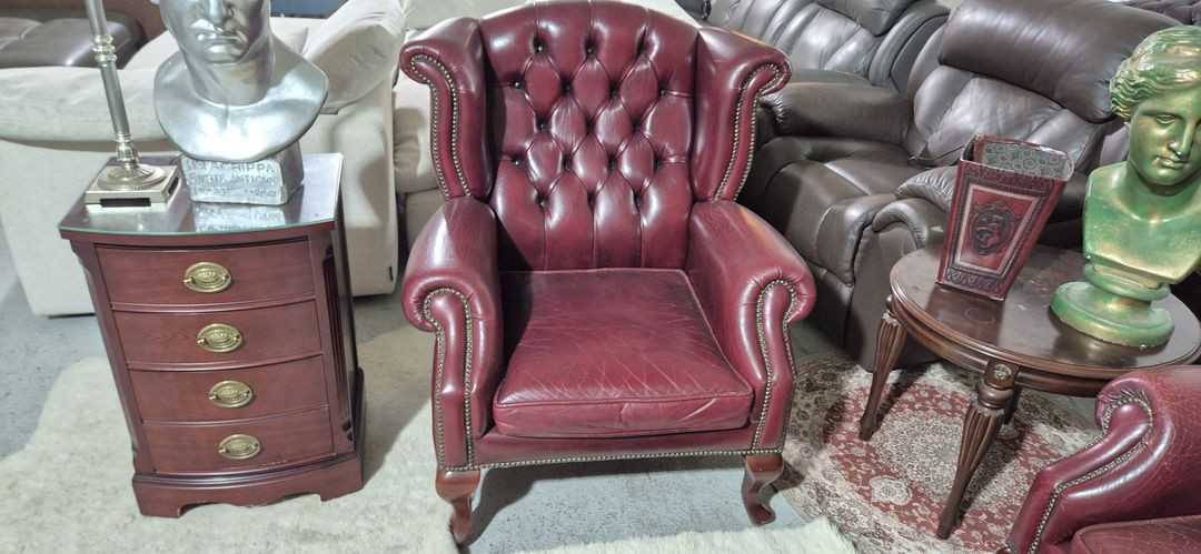 수입 체스터필드 이태리 전체 천연가죽 3+1인 소파+오토만--4