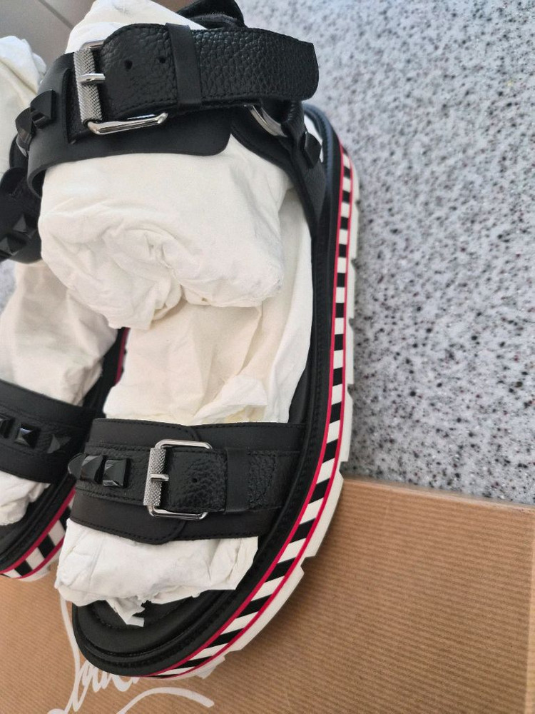 크리스찬 루부탱 샌들--3