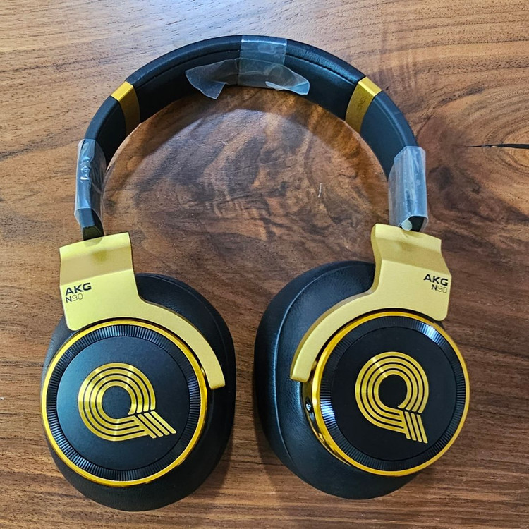 [판매] AKG N90 퀸시존스 버전 헤드폰 신동품 판매합니다.--1