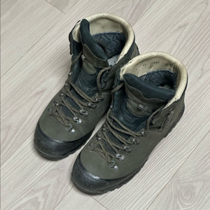 한바그 알래스카 GTX 등산화 UK8 US9 EU42 (265~270)