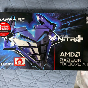 사파이어 라데온 RX9070XT 니트로+ 16GB 팝니다.