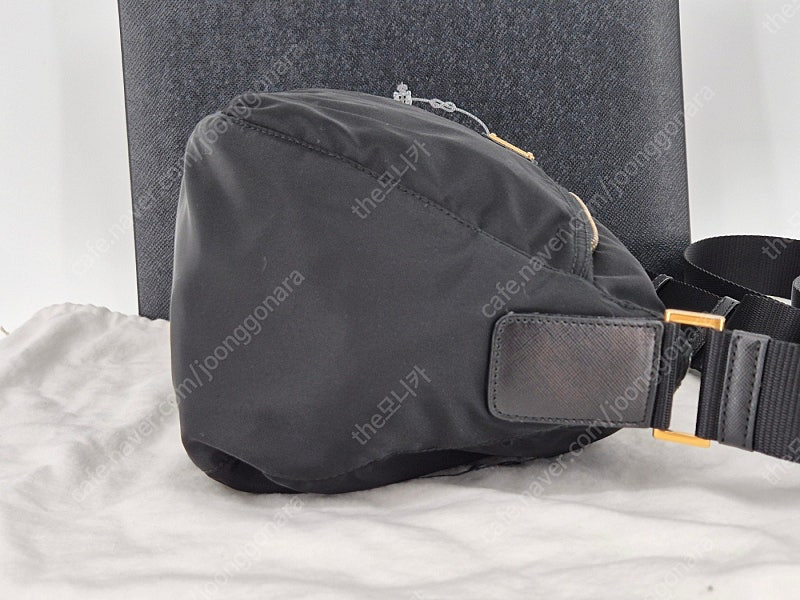 프라다 리나일론 테수토 숄더백 (사피아노)--5