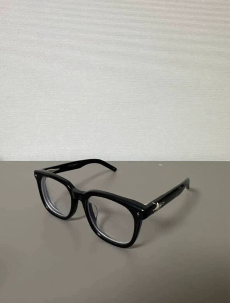 젠틀몬스터 오조 01 블랙 색상 새상품급 싸게 팝니다!--3