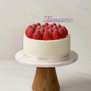 투썸 화이트 스초생 케이크(정가 39000)
