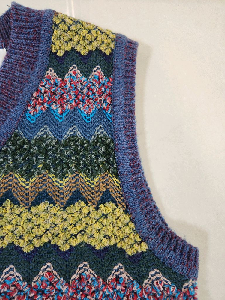 1번착용/앤더슨벨 히피 숏 멀티 베스트 니트/L사이즈--4