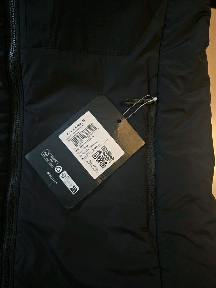 아크테릭스 프로톤 LT 후디 블랙 L새상품--3