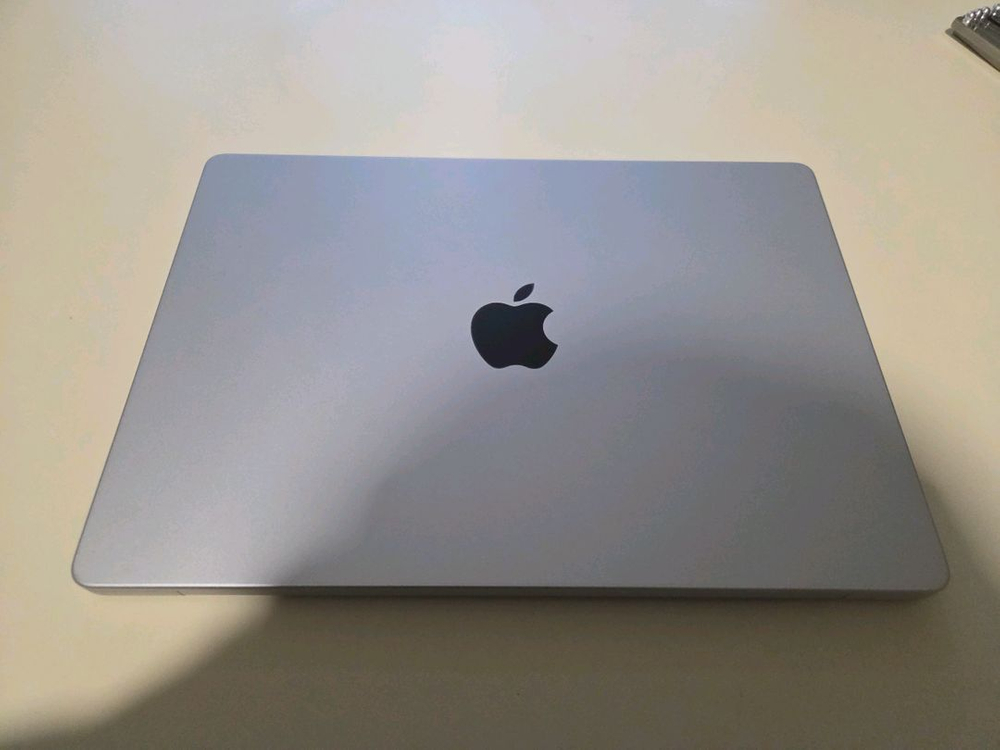 맥북m4프로 칩셋 14인치 실버 48gb램 512hdd 이미지