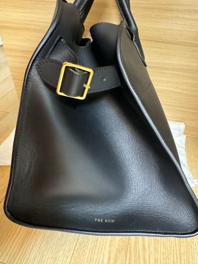 더로우 마고백 15 therow 이미지