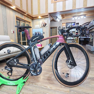 트렉마돈 slr7 6세대 프로젝트원 판매만/대차 안함 이미지