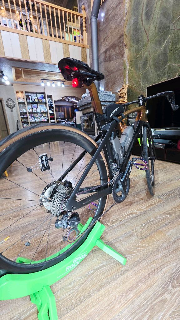 트렉마돈 slr7 6세대 프로젝트원 판매만/대차 안함 이미지