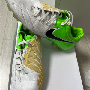 나이키 T90 레이저 HG 축구화 260