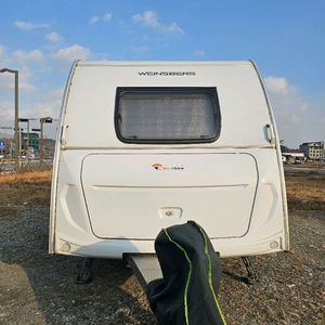 22년식[23년출고] 바인스버그 390 QD 카라반