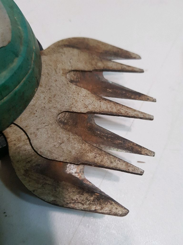 보쉬 isio 잔디깎기--2