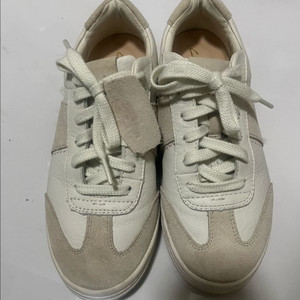 랜드로바 여성 스니커즈 240 신발 이미지