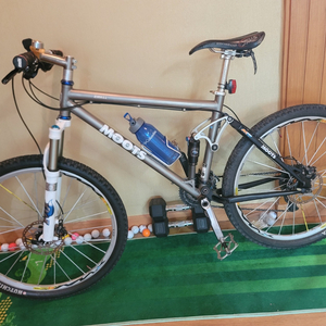 무츠 ZIRKEL XTR 풀샥 티타늄 MTB 자전거 이미지