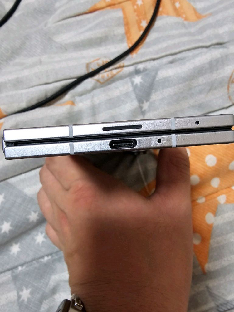 갤럭시z폴드7 512gb kt 삼성케어플러스양도 가능합니다 이미지