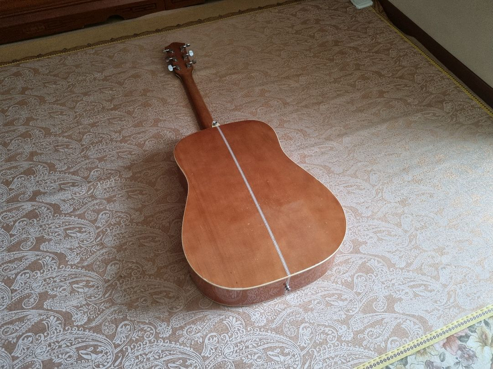 입문용 통기타 연습용 기타 판매합니다--1