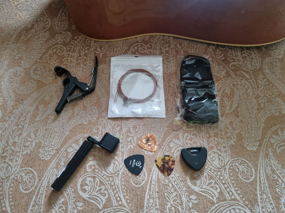 입문용 통기타 연습용 기타 판매합니다--6