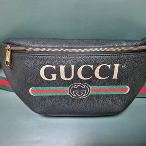 [정품] 구찌 프린트 로고 레더 벨트백 530412 판매합니다.