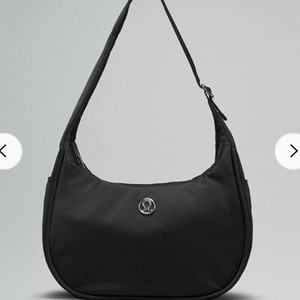(룰루레몬) lululemon 숄더백 나일론 가방 핸드백 이미지