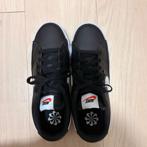 나이키 블랙 스니커즈 250 (새상품급)