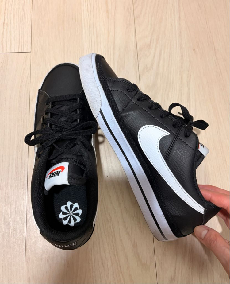 나이키 블랙 스니커즈 250 (새상품급)--1