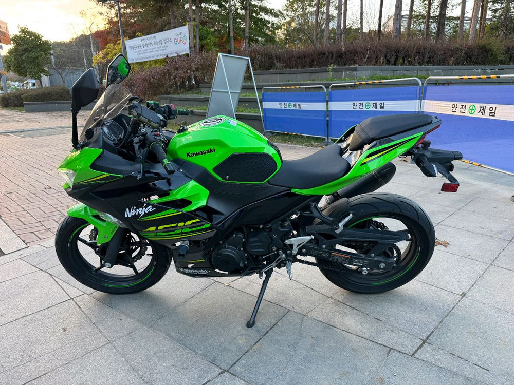 가와사키 닌자400 18년식 풀튜닝풀옵션 abs 팝니다--3