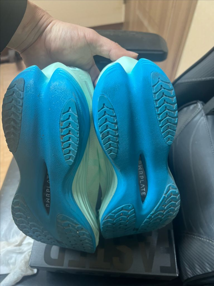 푸마 디나엘3 270--2