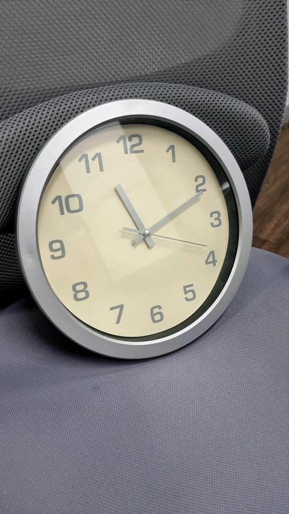 모던 심플 무소음 벽시계28cm 팝니다 이미지