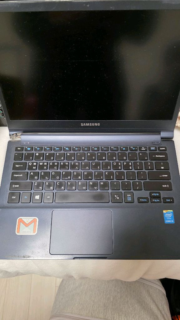 삼성 시리즈 9 노트북--1