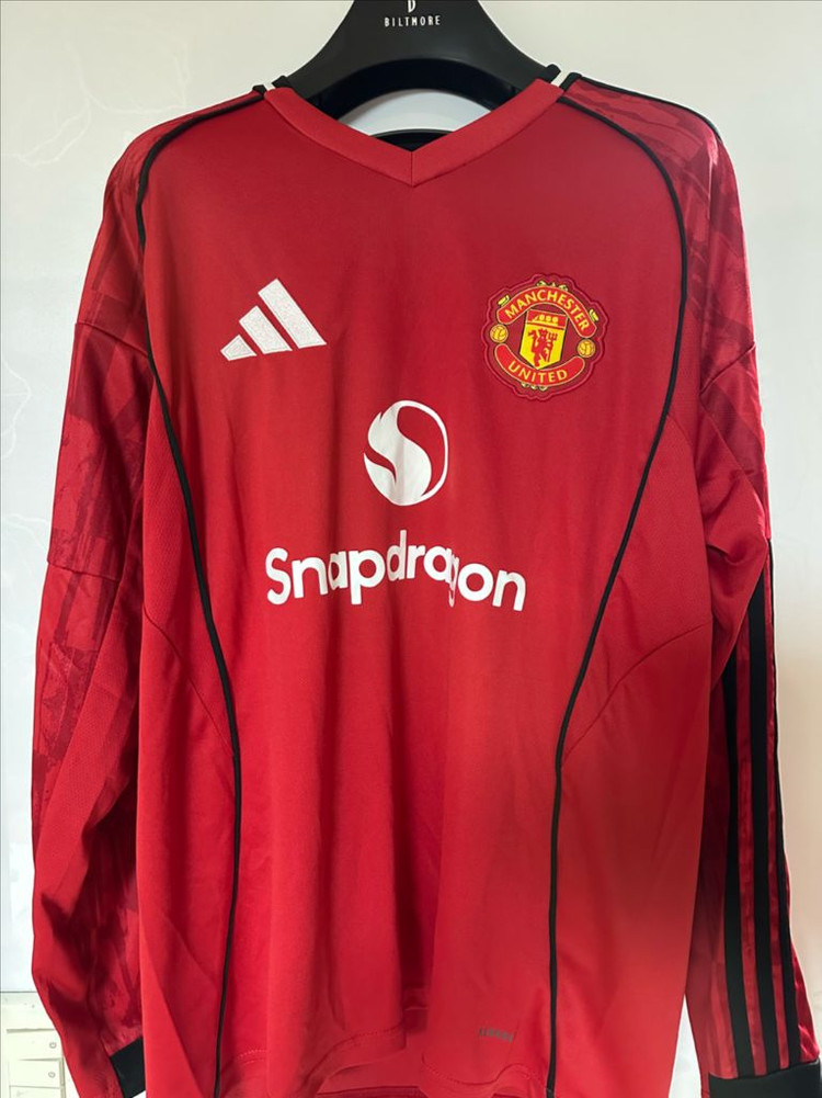 25-26 축구 클럽 유니폼 져지 판매 (레알 바르샤 리버풀 아스날 첼시 맨유 맨시티 토트넘 뉴캐슬) 이미지