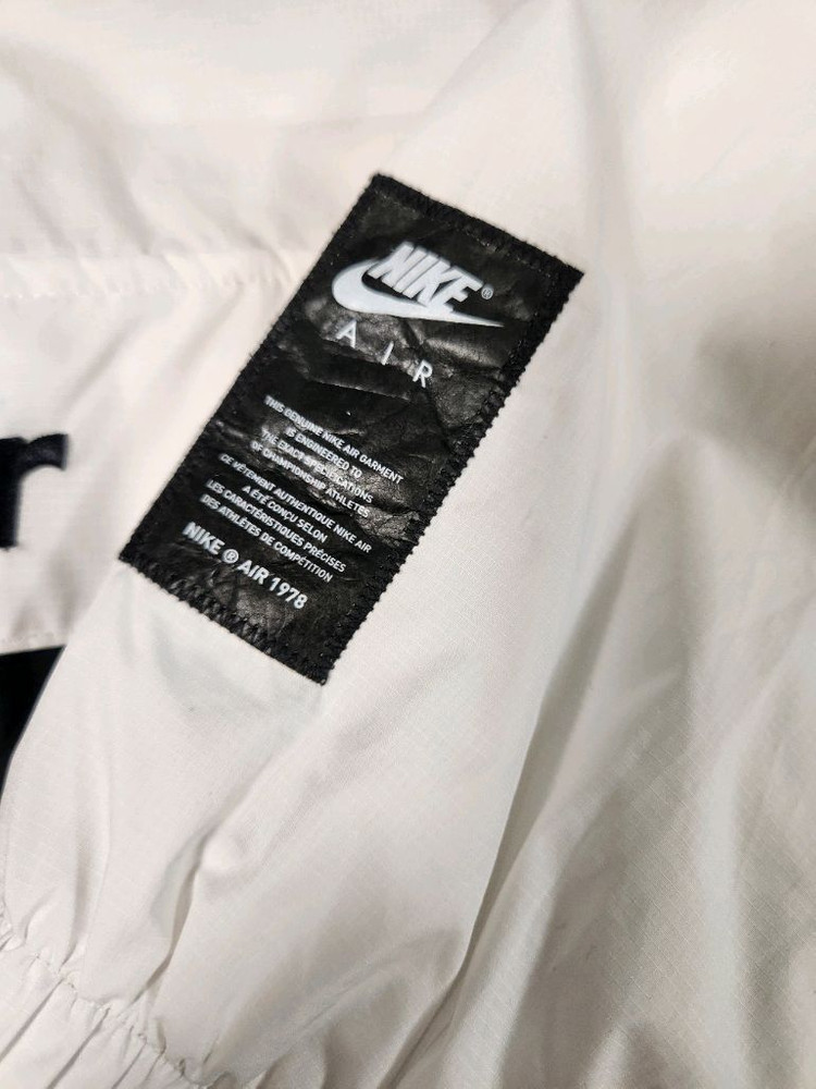 나이키 스포츠웨어 에어 우븐 아노락 바람막이 자켓 화이트 블랙 사이즈M여러 중고사이트에도 같이 판매하고 있어서 삭제--3