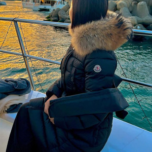 몽클레어 클로에 21f/w 폭스퍼 블랙 0사이즈 이미지