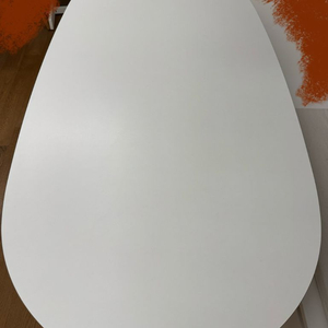 이케아 화이트 식탁 달스훌트 + 바카뤼드 이미지