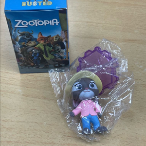 주토피아 농부주디 스탠딩 피규어 새상품