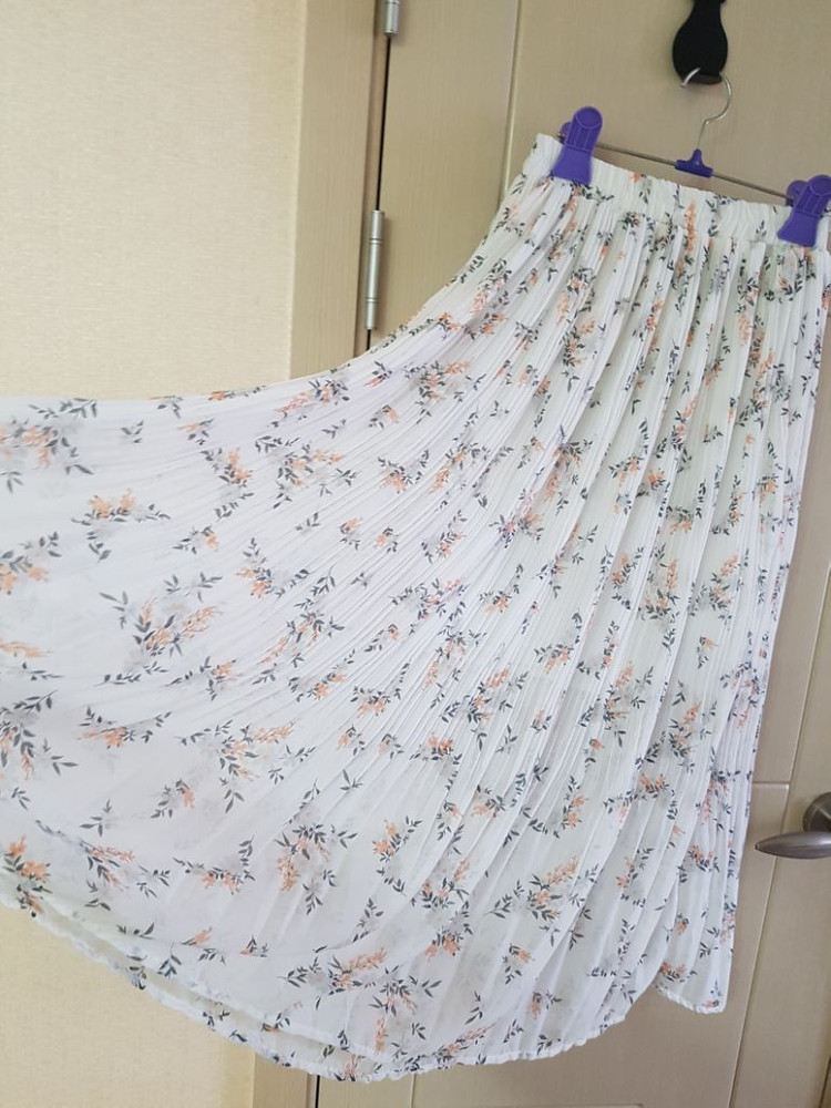 쉬폰 롱스커트 이미지