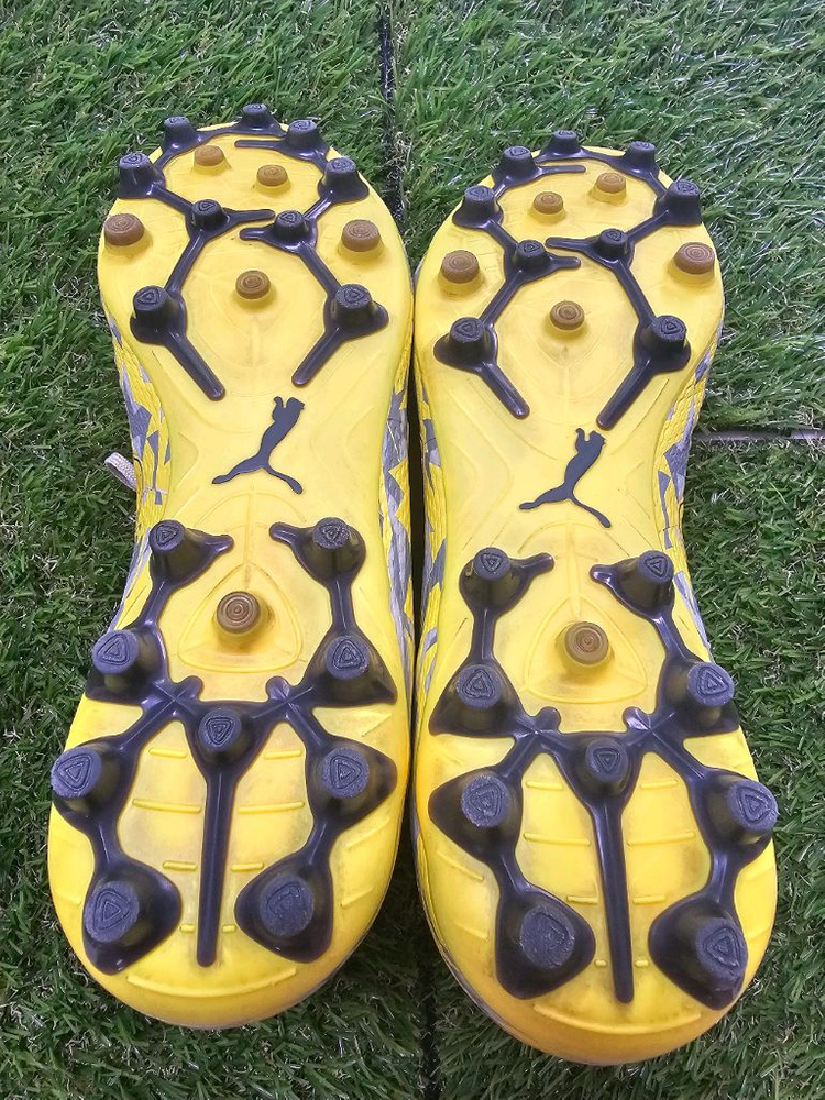 푸마 퓨처 얼티메이트 MG VOLTAGE팩 255mm--8